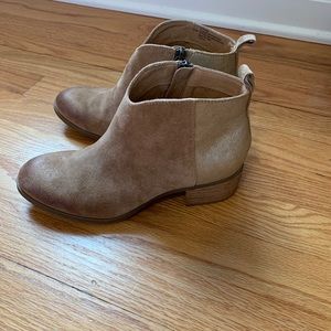 Sofft Colletta Women’s Ankle Booties. Size 6.